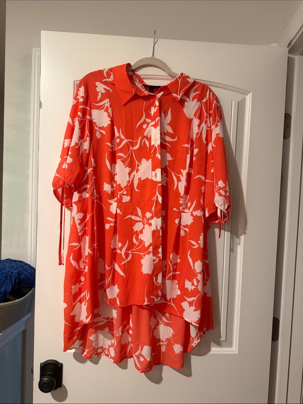 Floral coral-Orange and White Button-Front Women's High-Low top